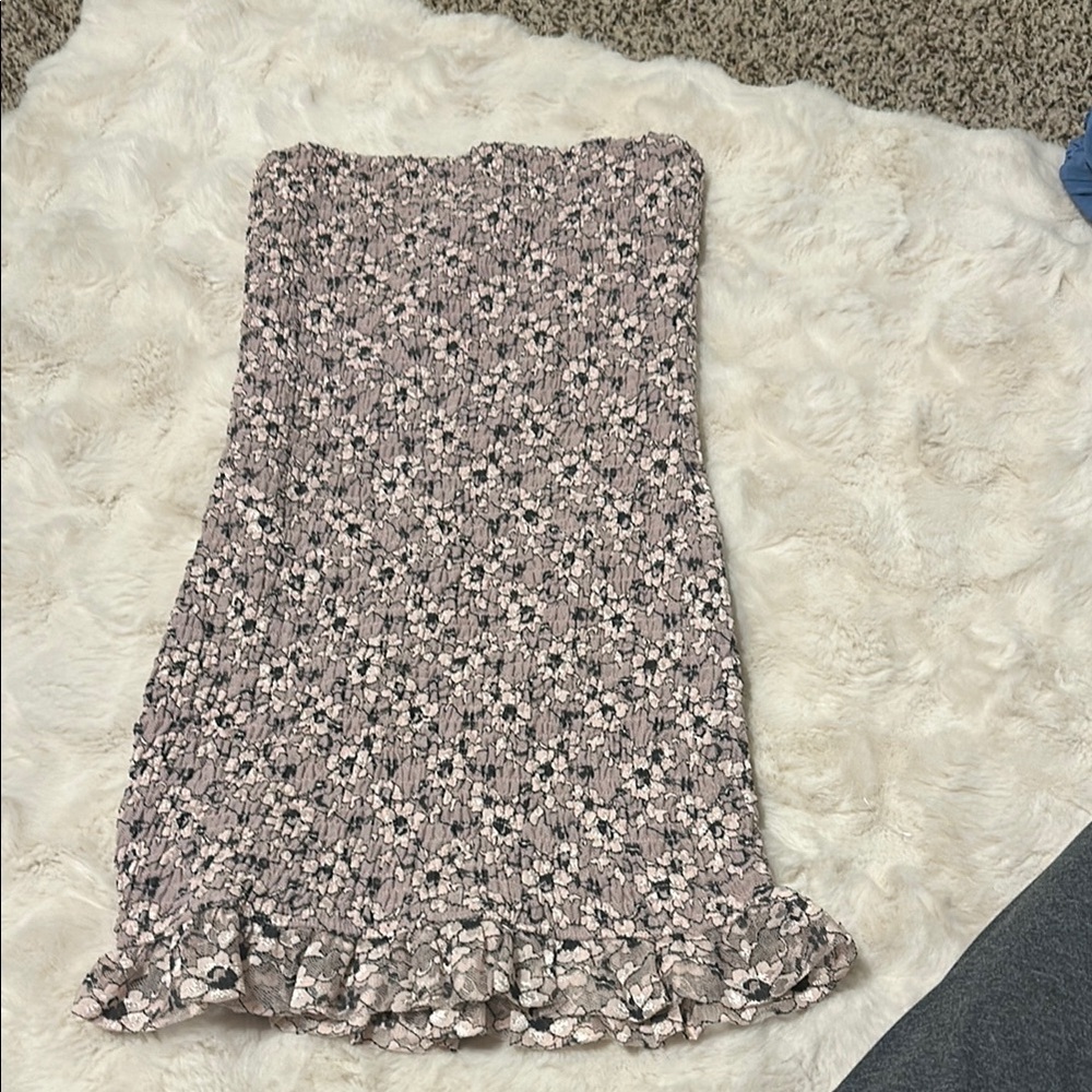 Brown and White Ruffled Strapless Sheath Dress